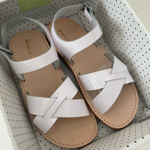 Freshly Picked Saybrook size 11 white.